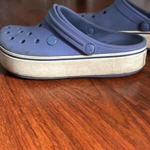 Platform Crocs- used